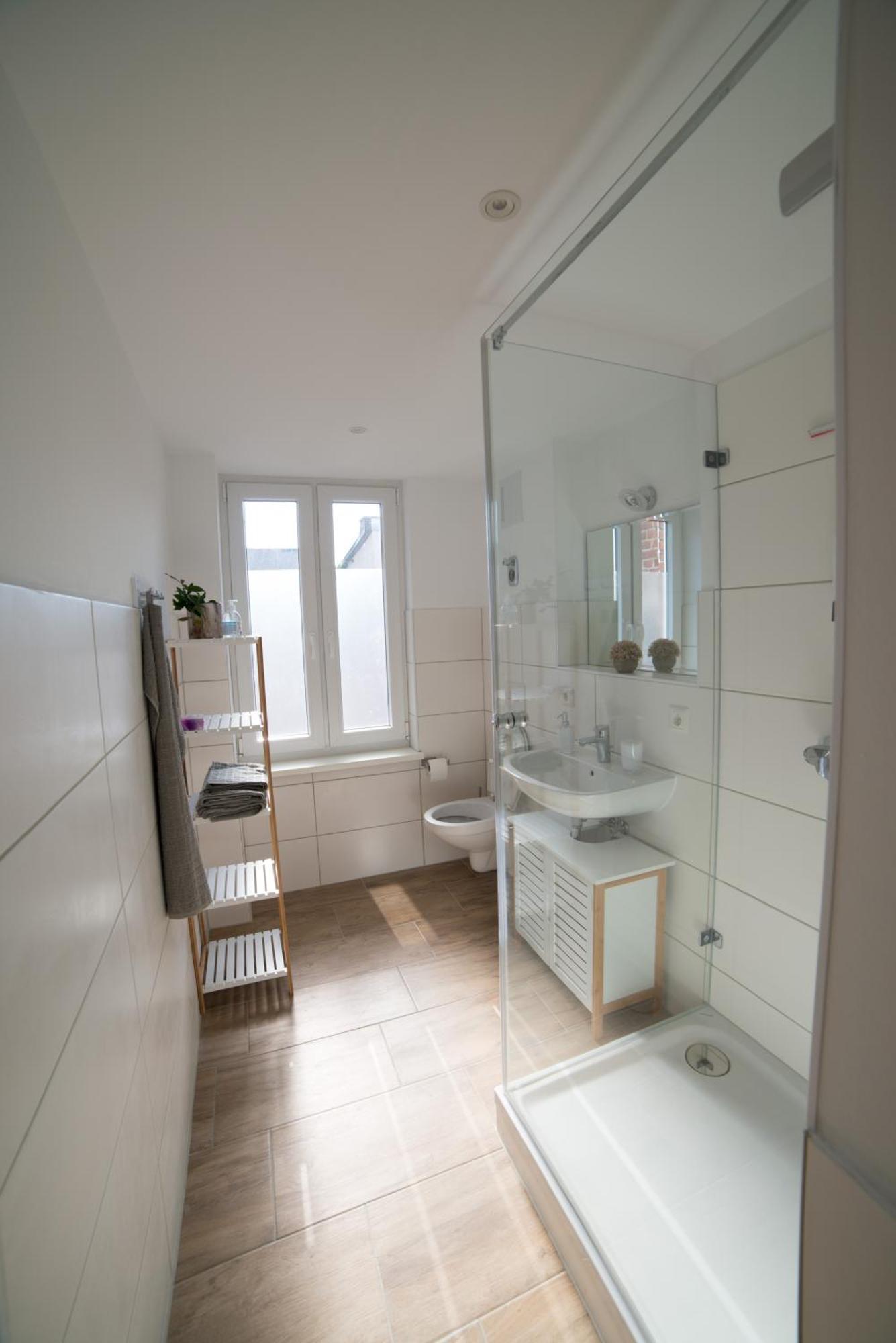 Schoene Ferienwohnung 54 M², Zentrumsnah, Kingbett Erfurt Kültér fotó