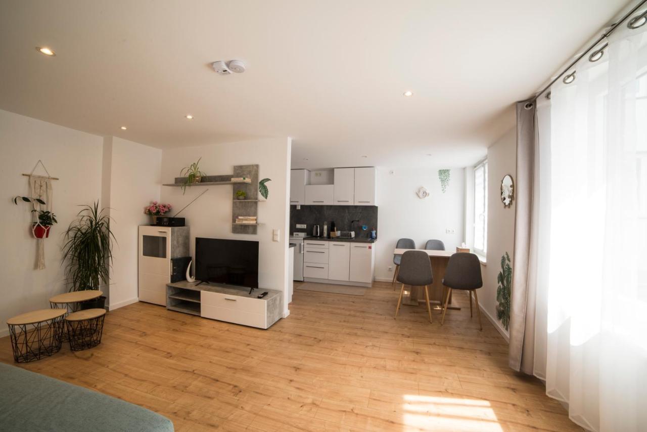 Schoene Ferienwohnung 54 M², Zentrumsnah, Kingbett Erfurt Kültér fotó